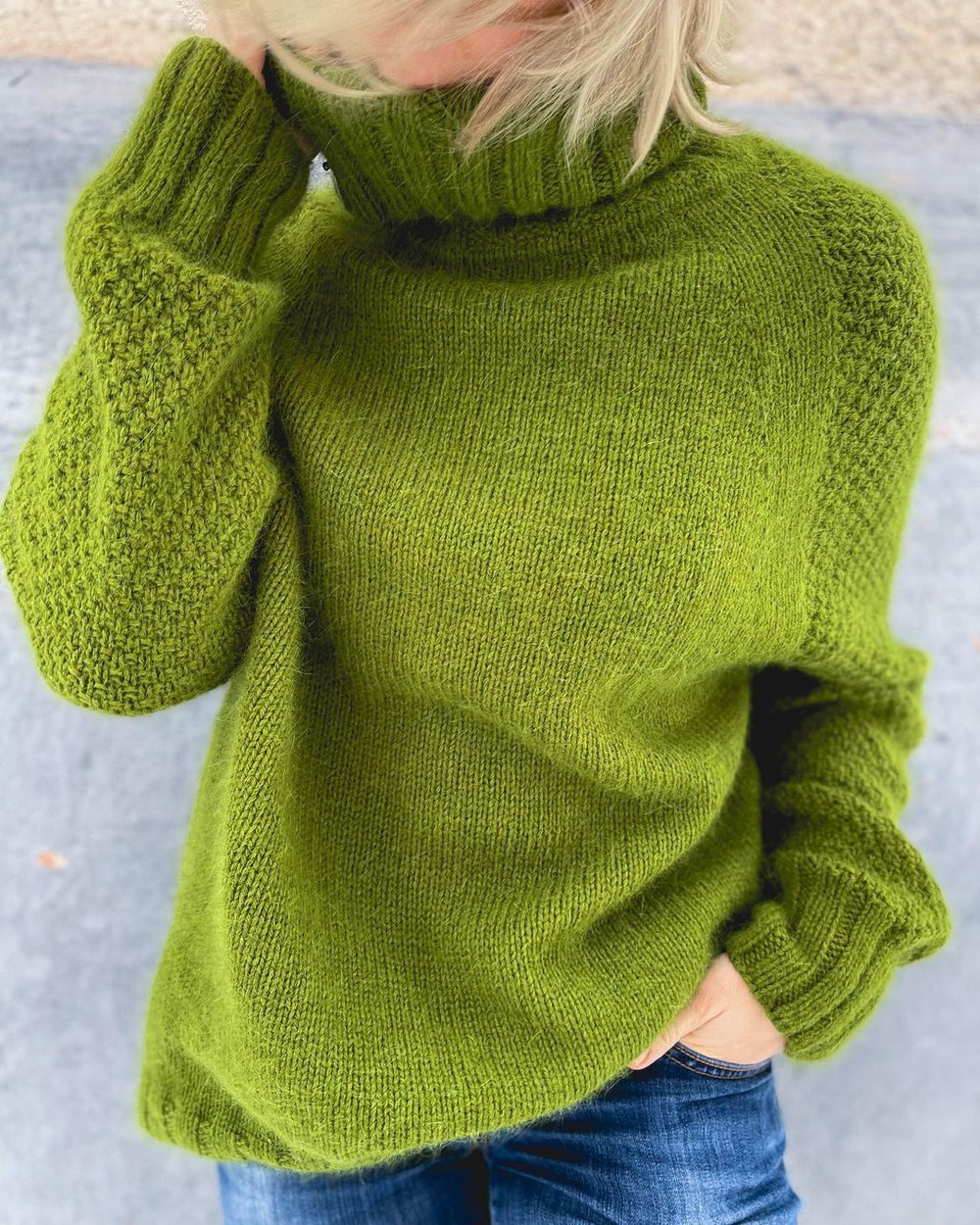 Grass green Oversized Knitted Turtleneck Sweater