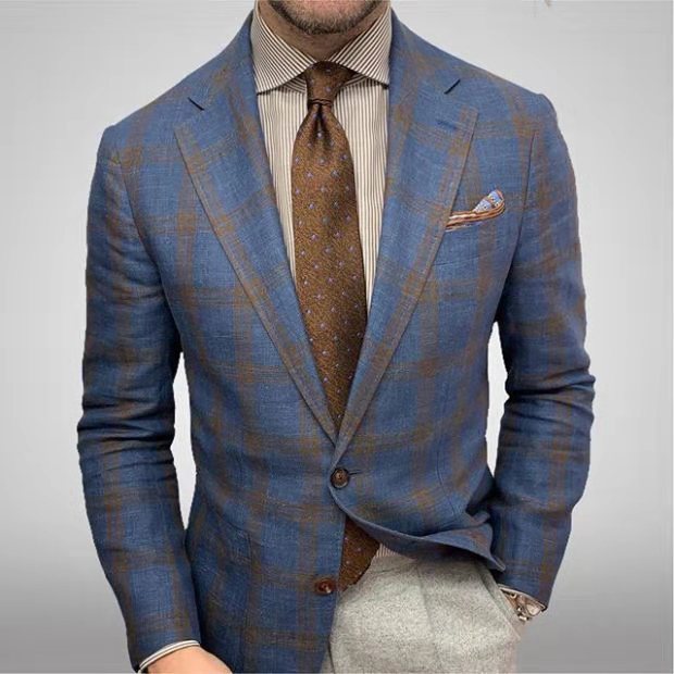 Classically elegant blazer for men