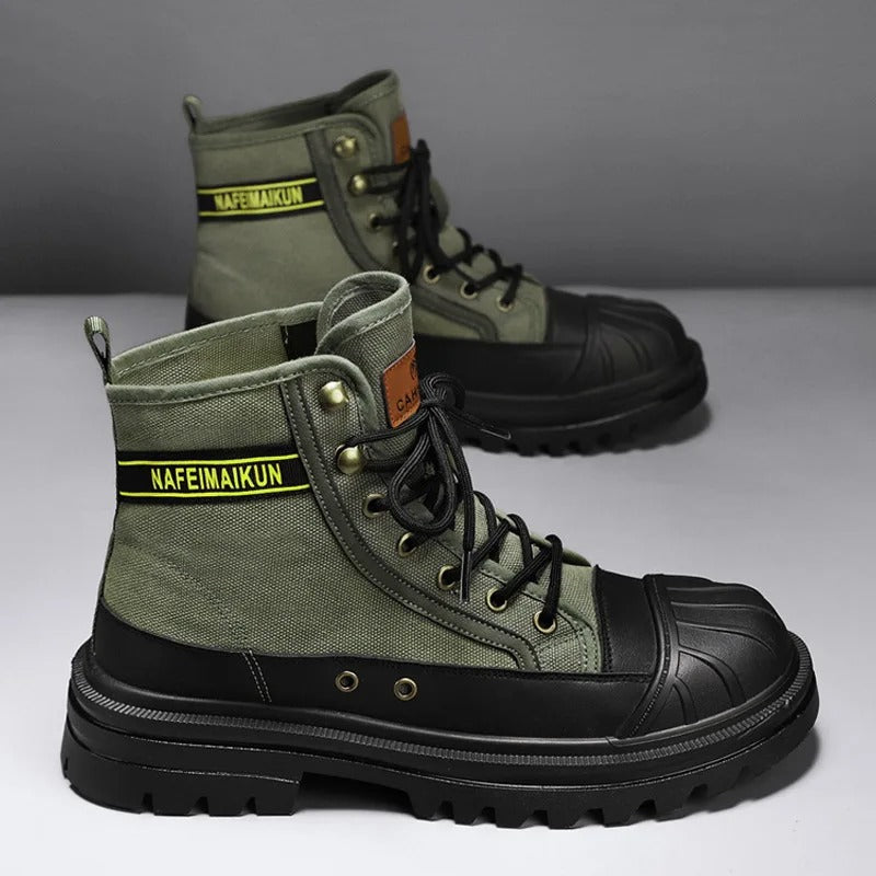 Breathable and robust outdoor boots