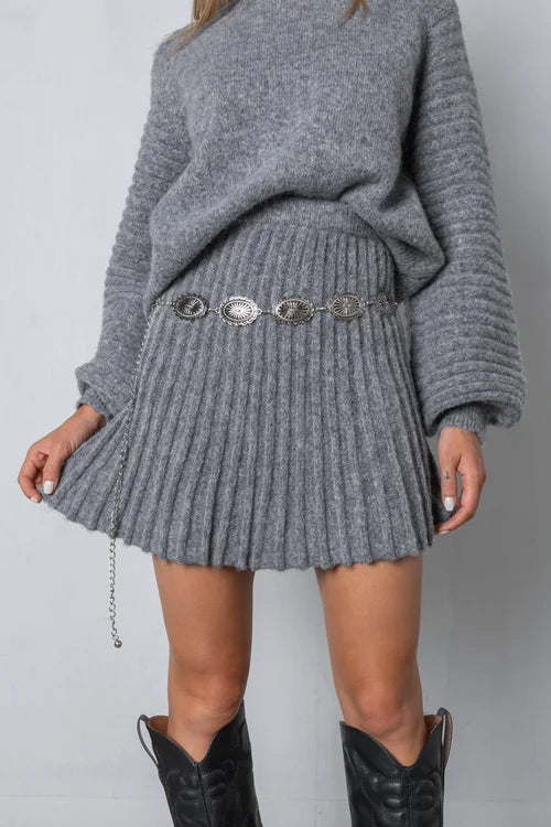 Elara - Elegant Pleated Sweater and Skirt