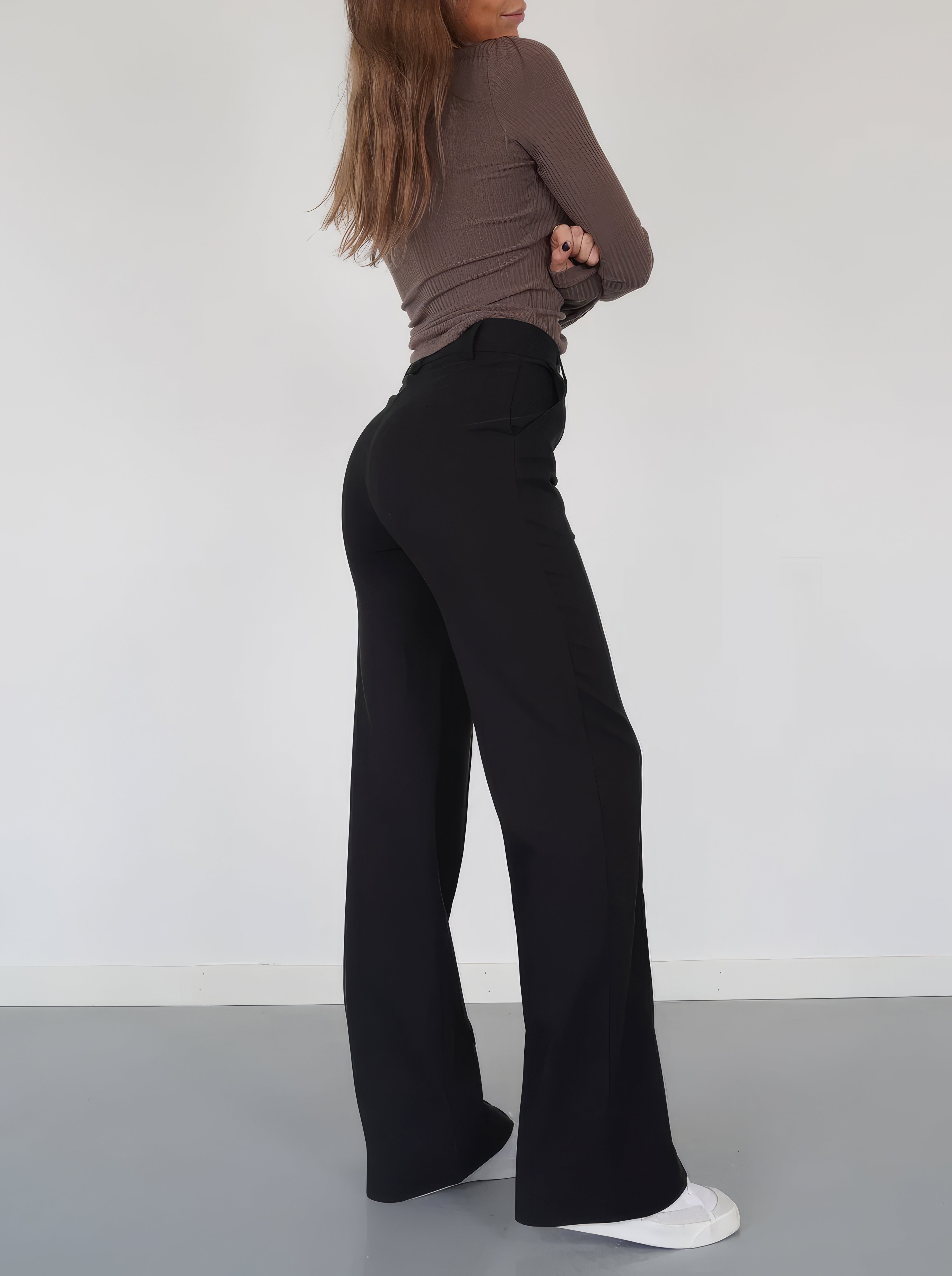 Junia - High Waisted Pants