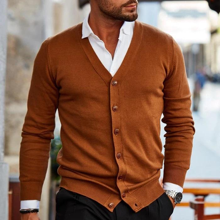 Men's casual cardigan with buttons