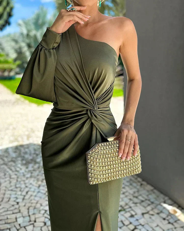 Elegant One-Shoulder Knot Dress