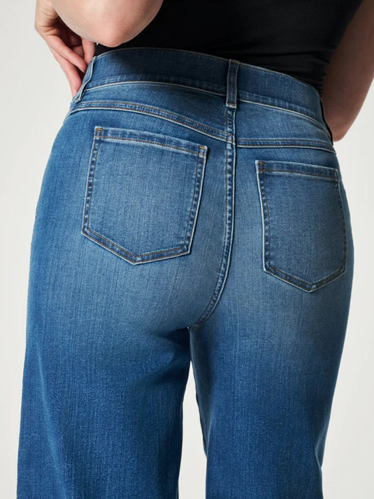 Pull-On Jeans With Wide Legs for women