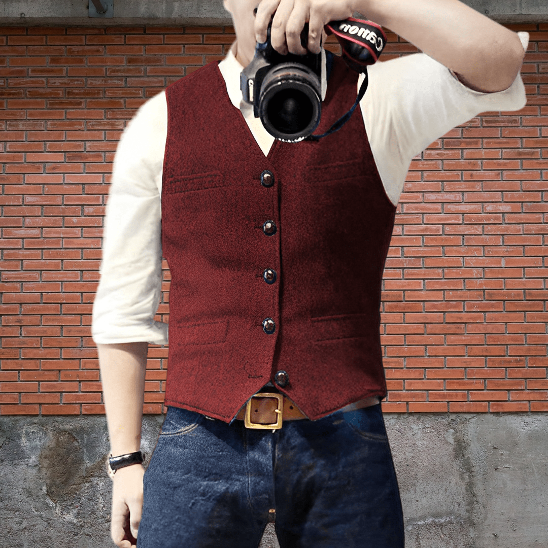 Fashionable men's waistcoat chaleco