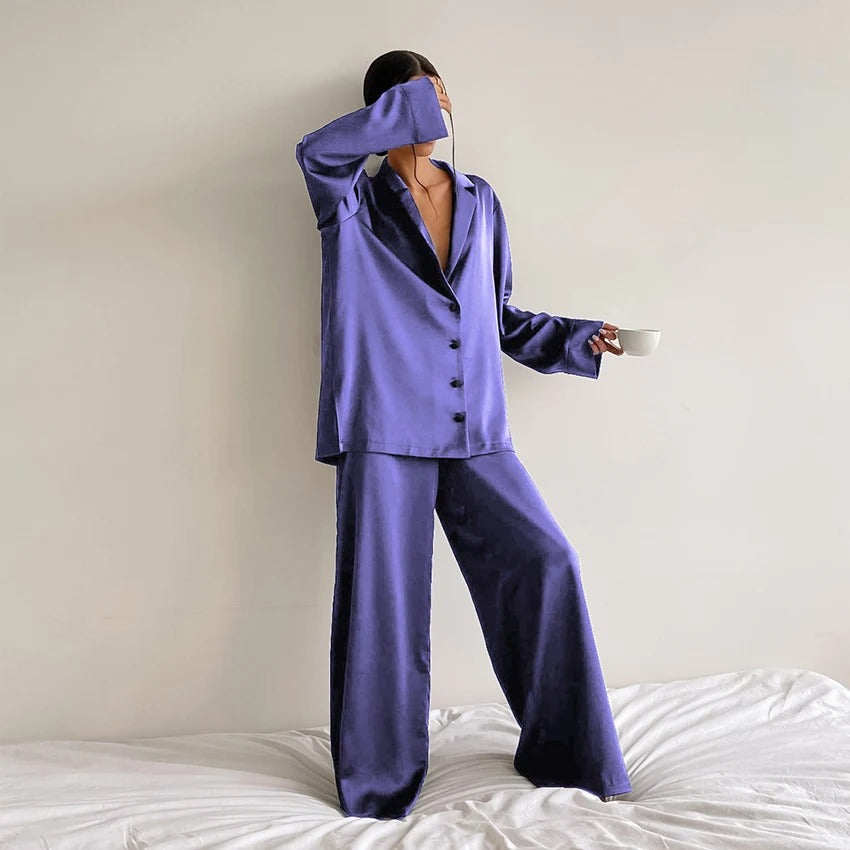 Georgia - Silky Elegance Oversized Pyjama Set