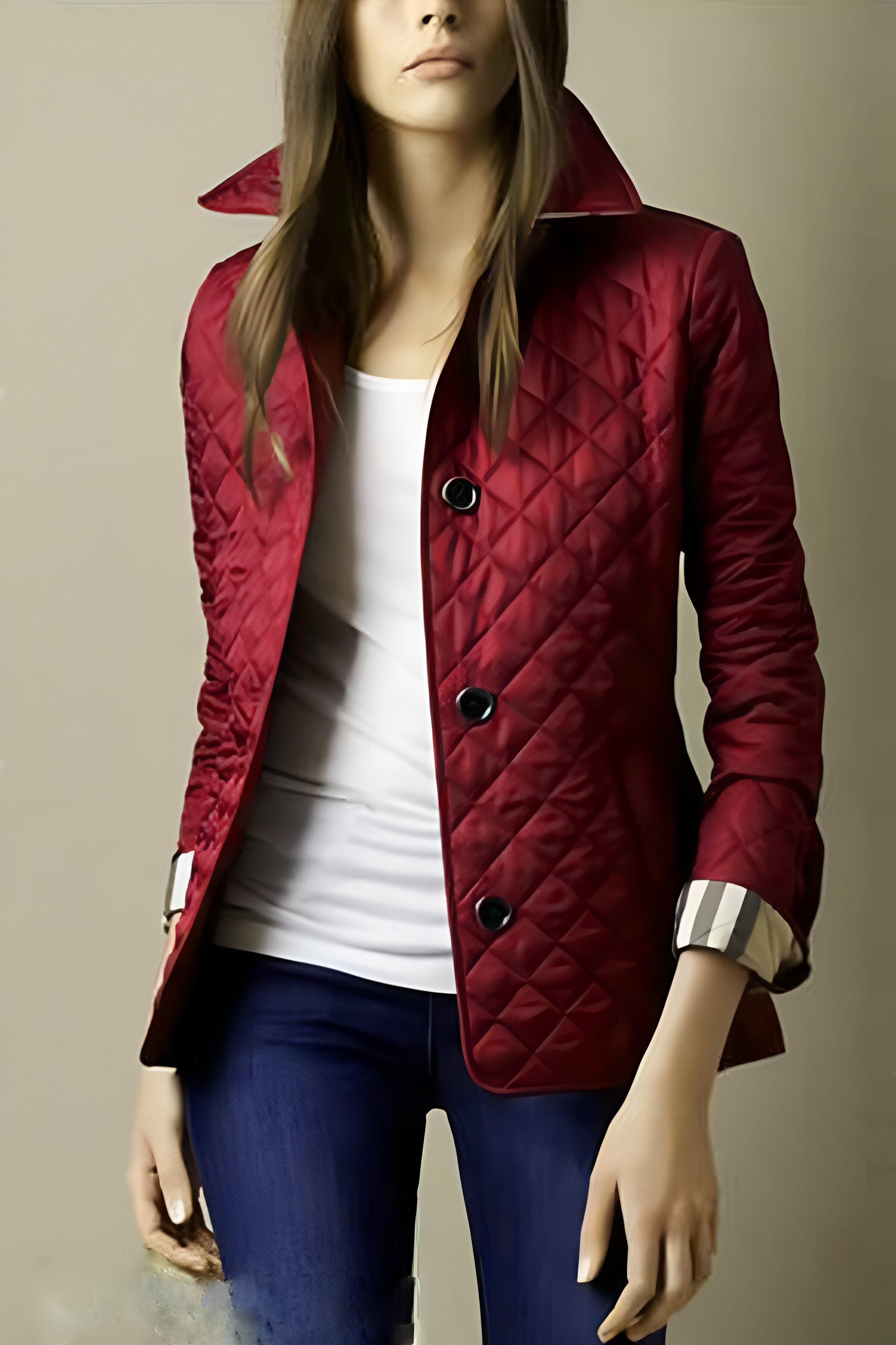 Elegant and comfortable jacket for women