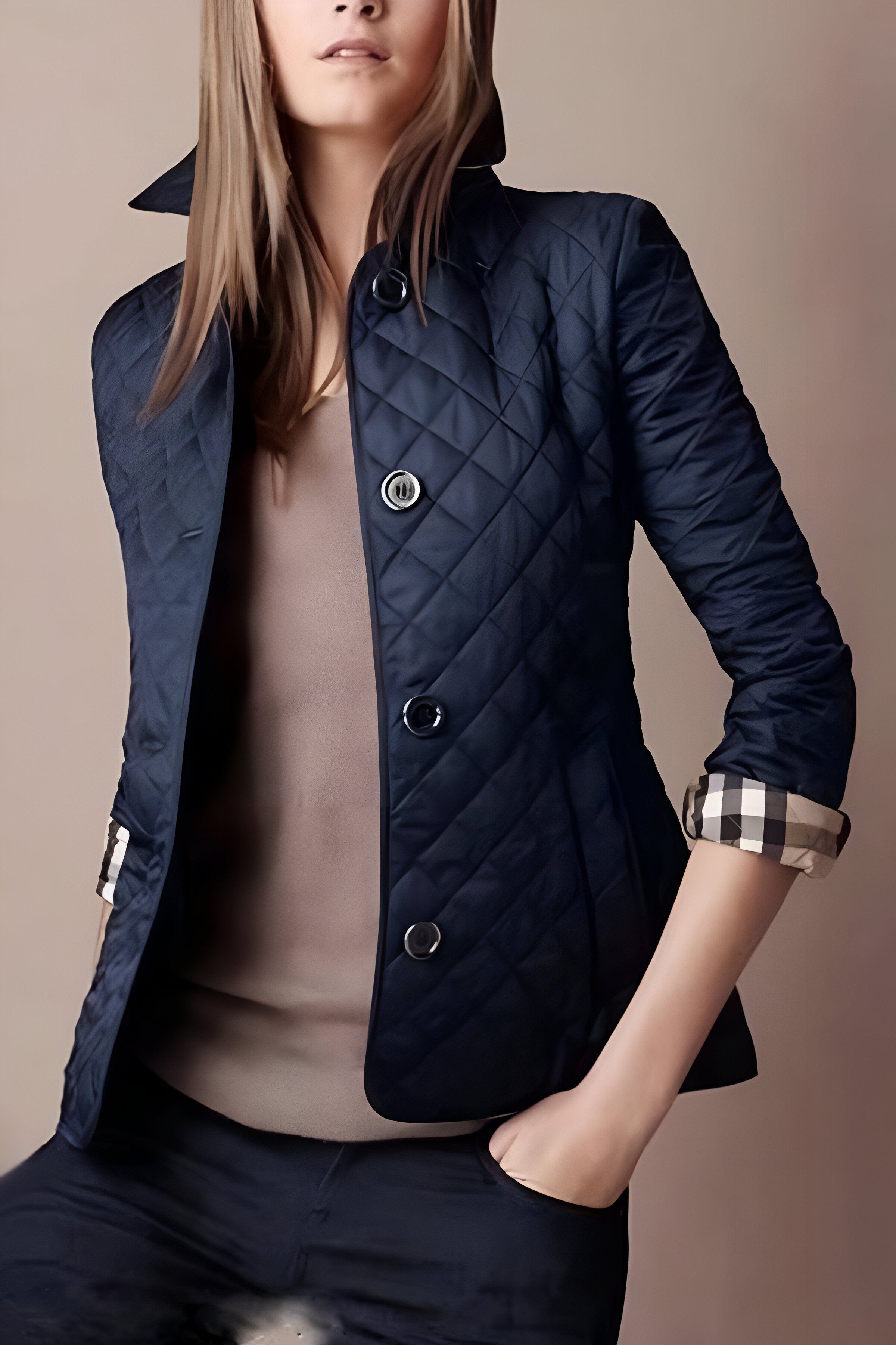 Elegant and comfortable jacket for women