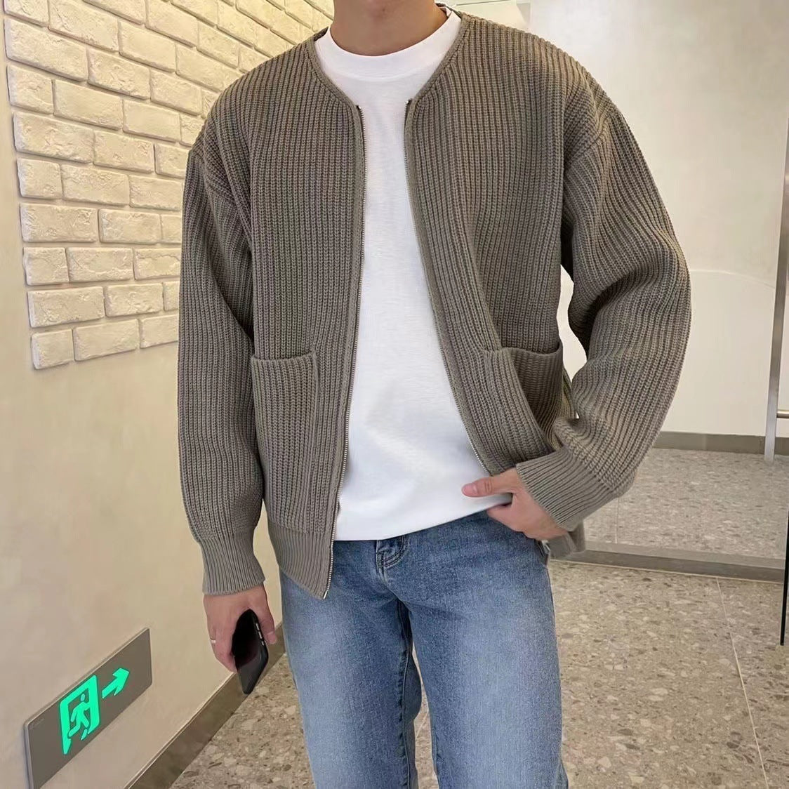 Knitted cardigan for men