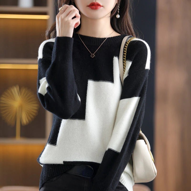 Knitted casual jumper for women