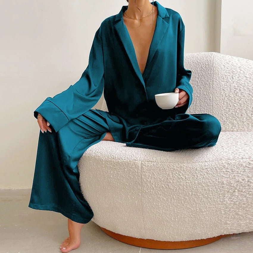 Georgia - Silky Elegance Oversized Pyjama Set