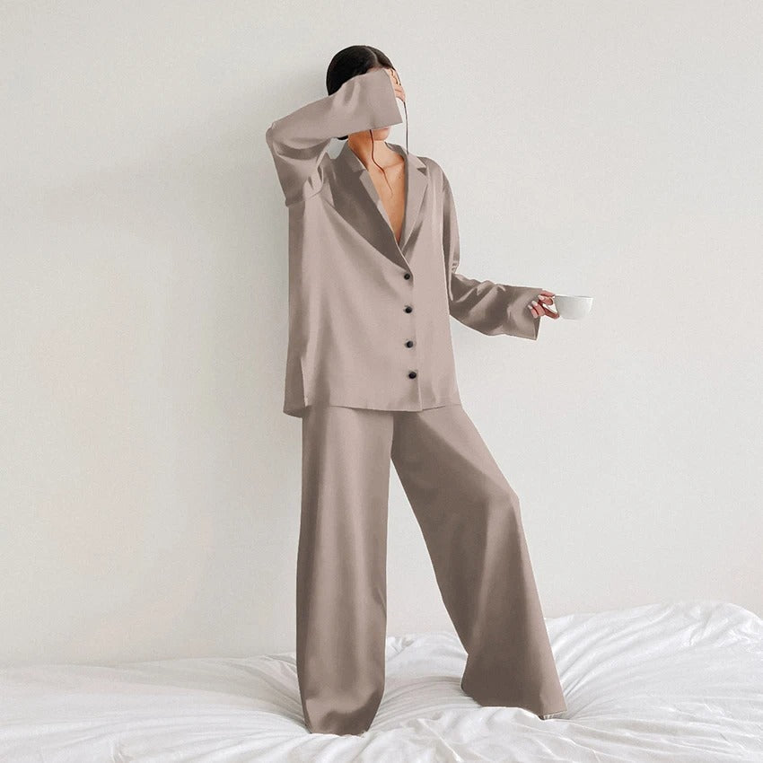 Georgia - Silky Elegance Oversized Pyjama Set