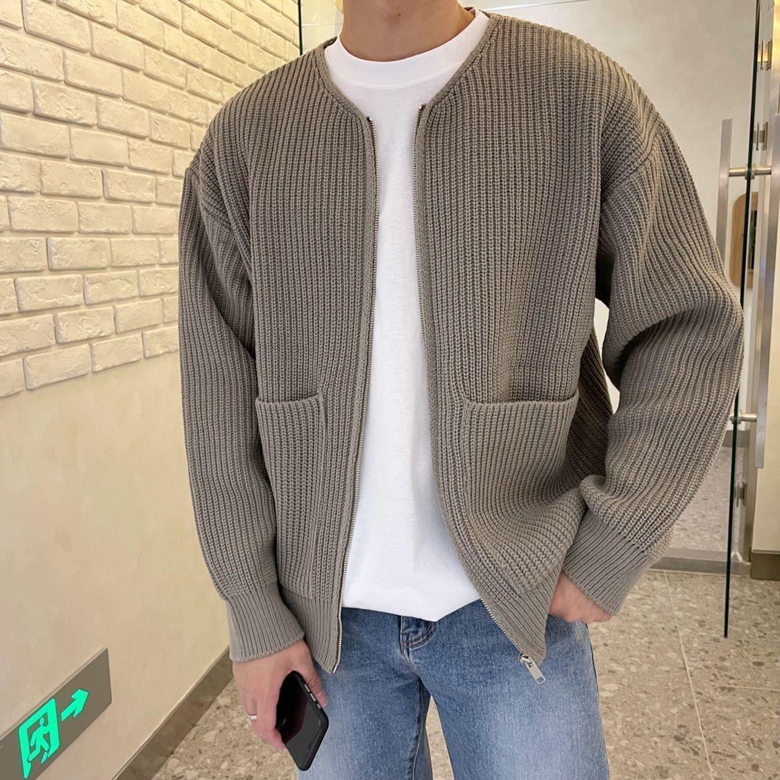 Knitted cardigan for men