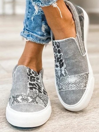 Trendy Loafers for women