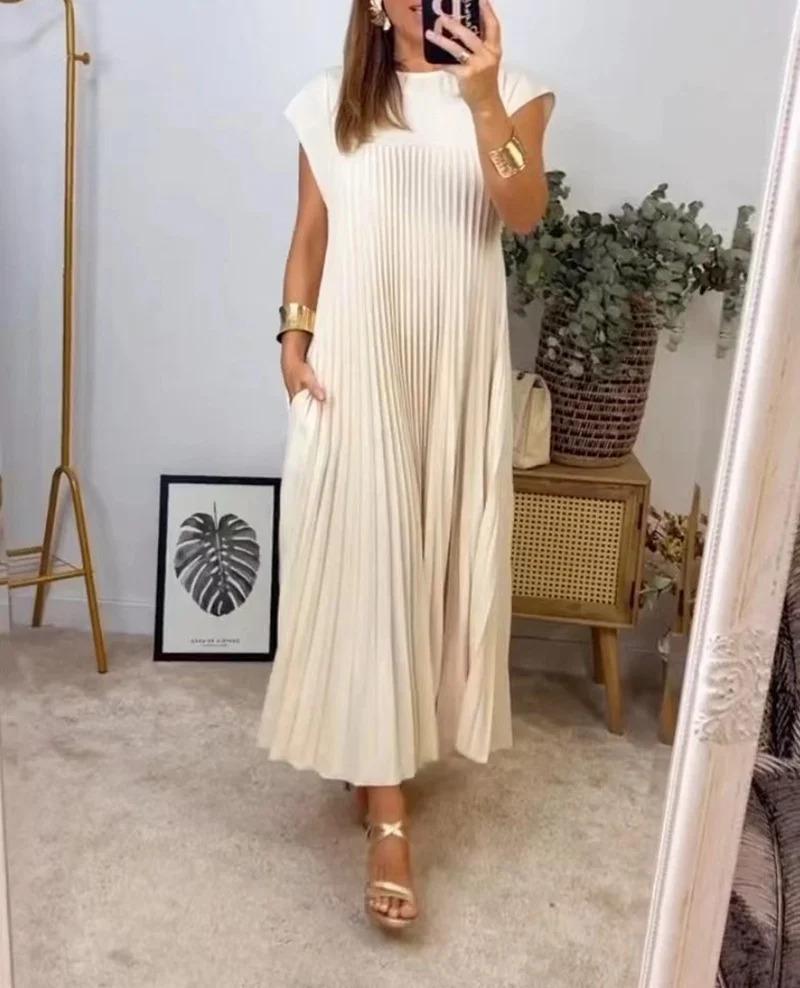 Elegant Pleated Maxi Dress for women