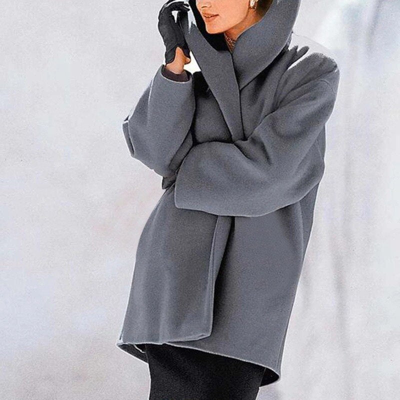 Coat with wide collar