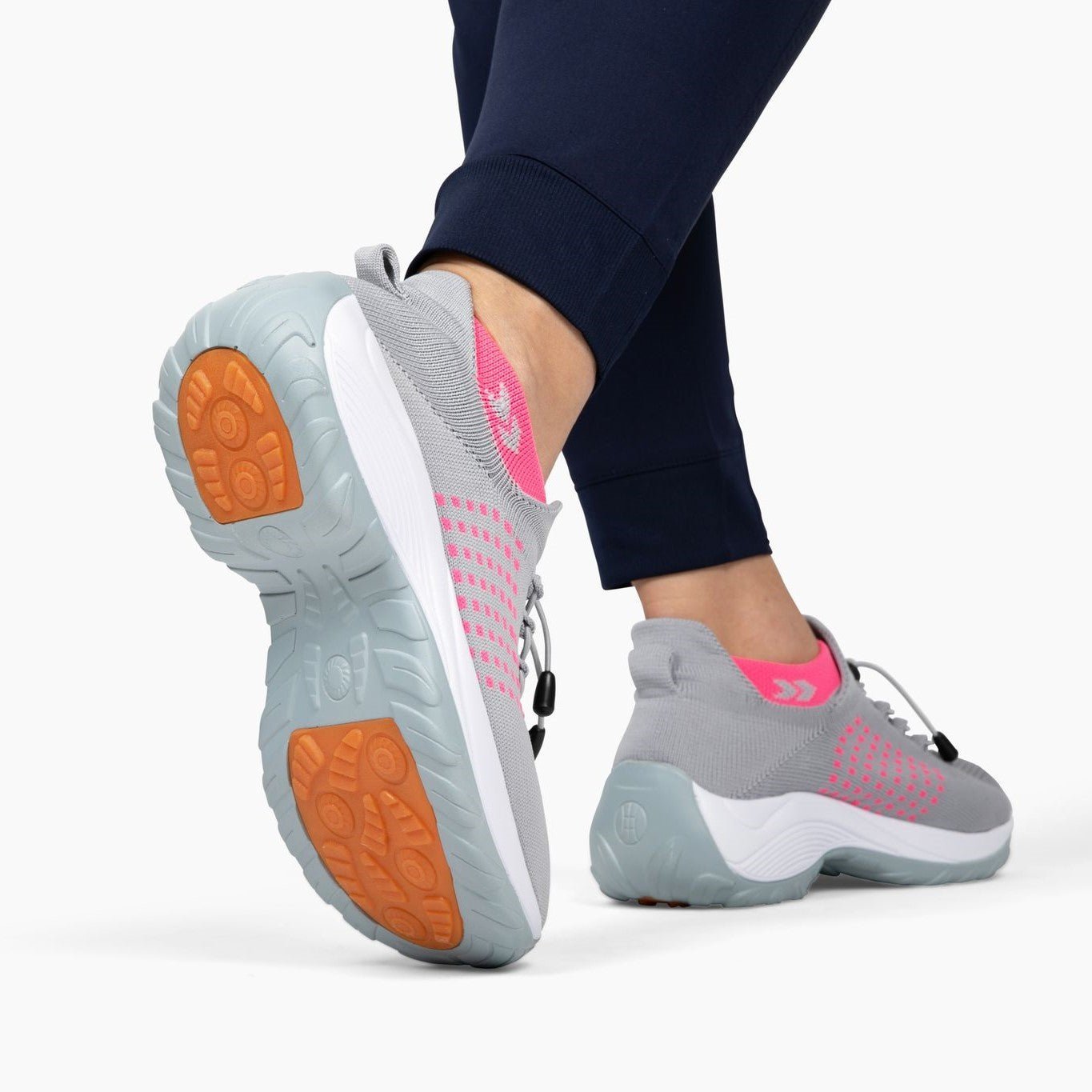 Strech sneakers for women