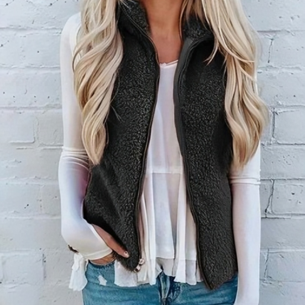 Cozy Vest for women